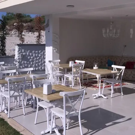 My Vera Butik Couette-café